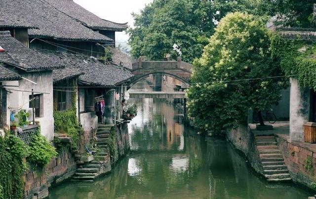 法媒：巴黎在考虑姆巴佩离队后的应对方案，他们对莱奥感兴趣
